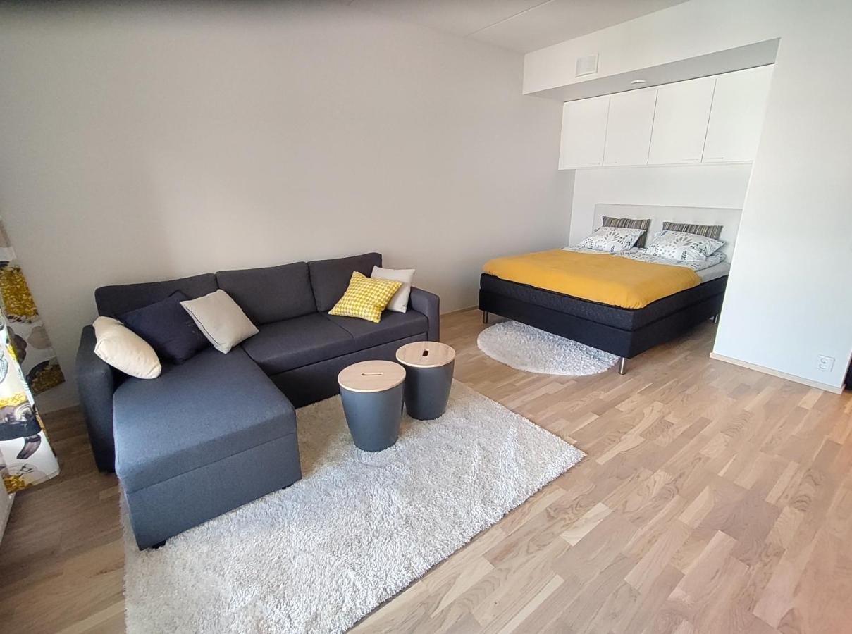 Fully Equipped New Apartment With Free Parking Tampere Buitenkant foto